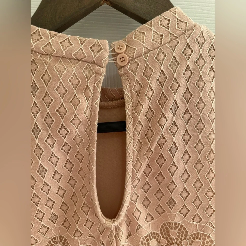 Alya Lace Top - Size XS - Picture 4 of 7